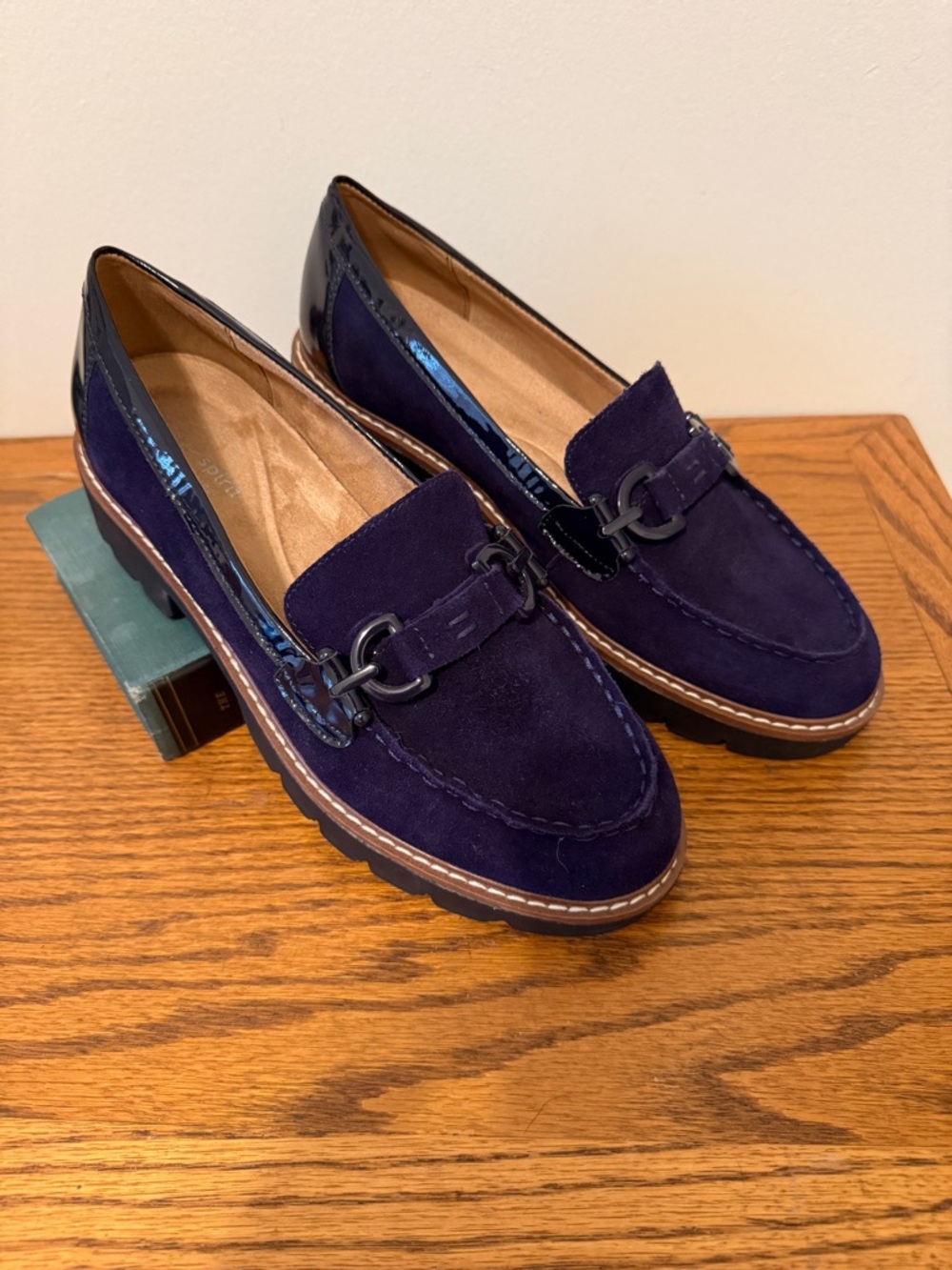 Easy Spirit Womens Blue Suede Loafers with Patent Leathee and Lug Heels